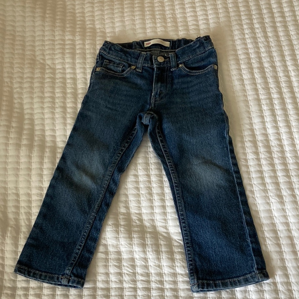 Levi’s Blue Denim Jeans. 3t slim